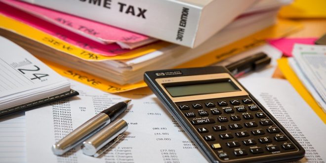 does small business pay taxes