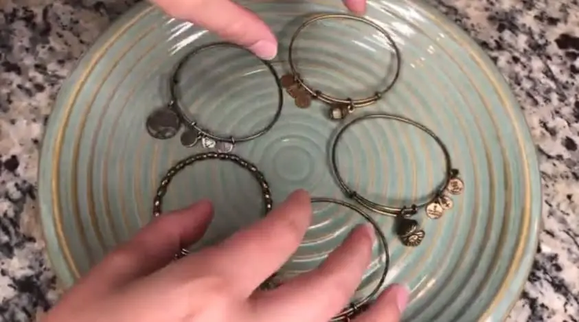 How to Clean Alex and Ani Bracelets That are Tarnished